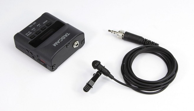 Tascam DR-10L - портативный рекордер с петличным микрофоном в магазине для музыкантов Рок-н-Ролл