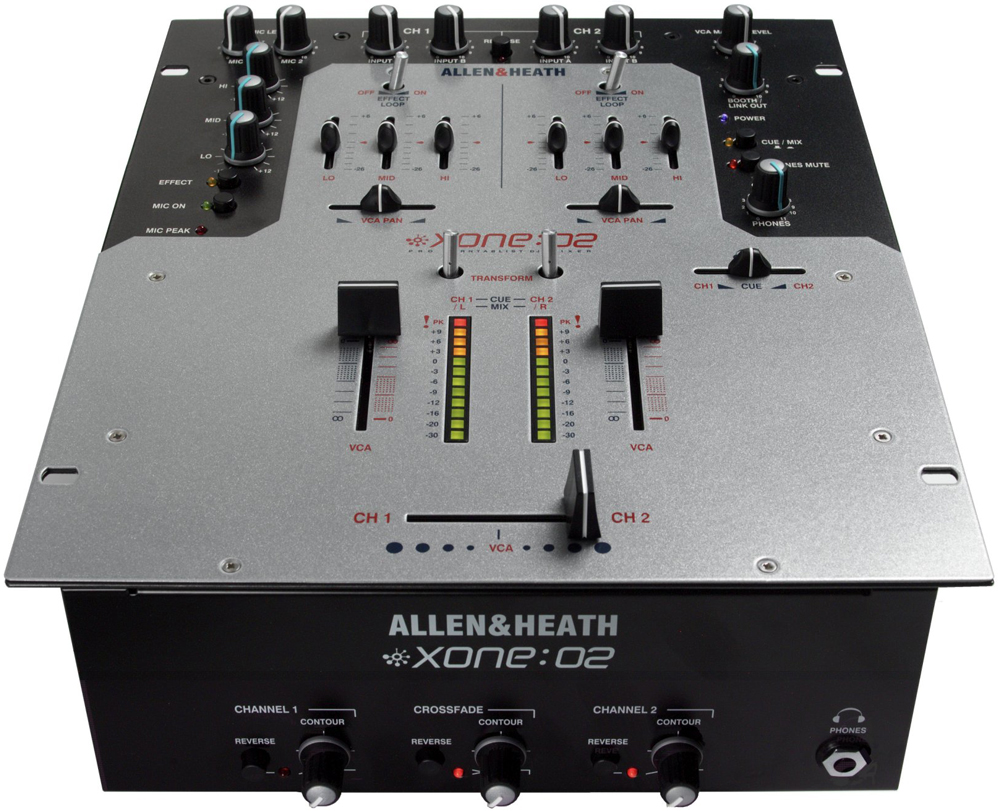 Allen&Heath XONE:02 - scratch микшер, 2 микрофонны в магазине для музыкантов Рок-н-Ролл