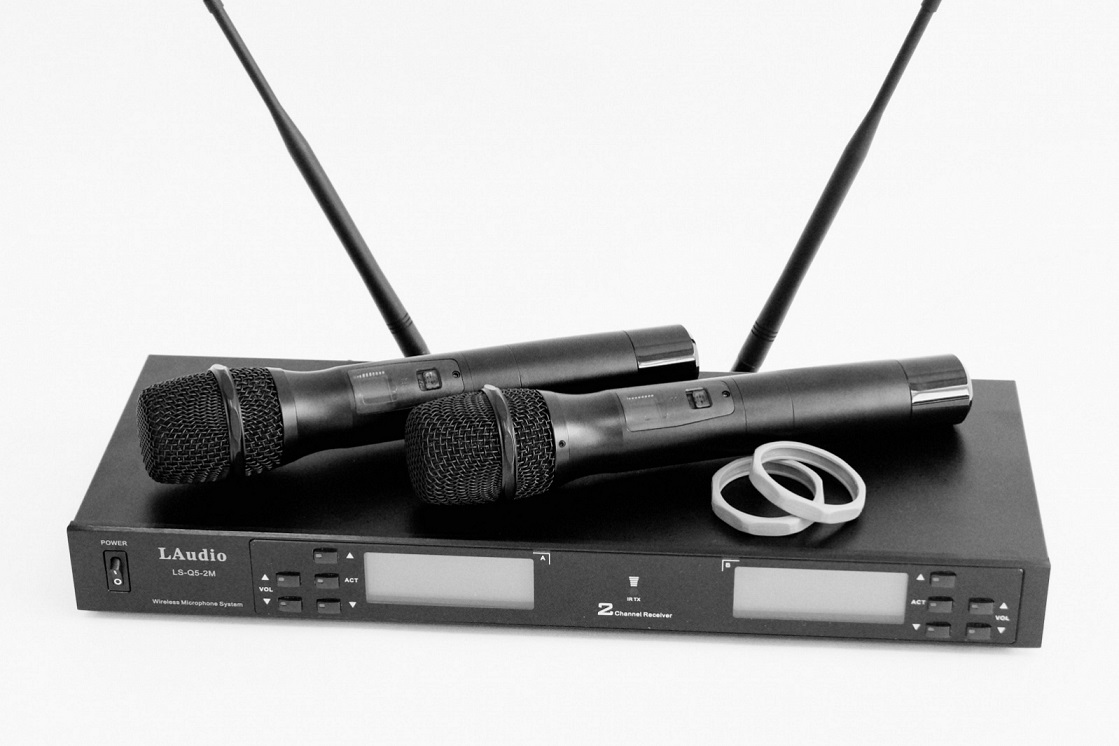 LAudio LS-Q5-2M - Двухканальная вокальная радиосистема, 2 ручных передатчика в магазине для музыкантов Рок-н-Ролл