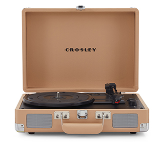 CROSLEY CRUISER PLUS Light Tan - Виниловый проигрыватель c двухсторонним Bluetooth в магазине для музыкантов Рок-н-Ролл