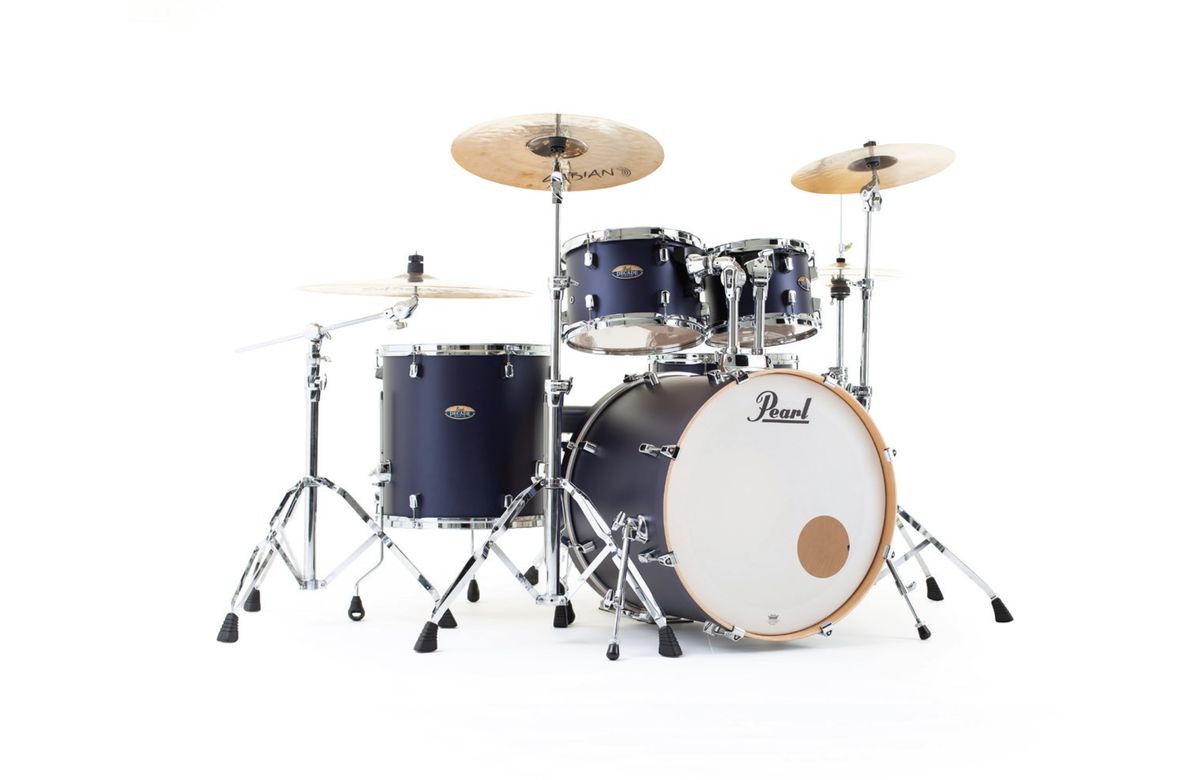 Pearl DMP925S/ C207 - ударная установка из 5-ти барабанов, цвет Classic Satin Amburst, со стойкам в магазине для музыкантов Рок-н-Ролл