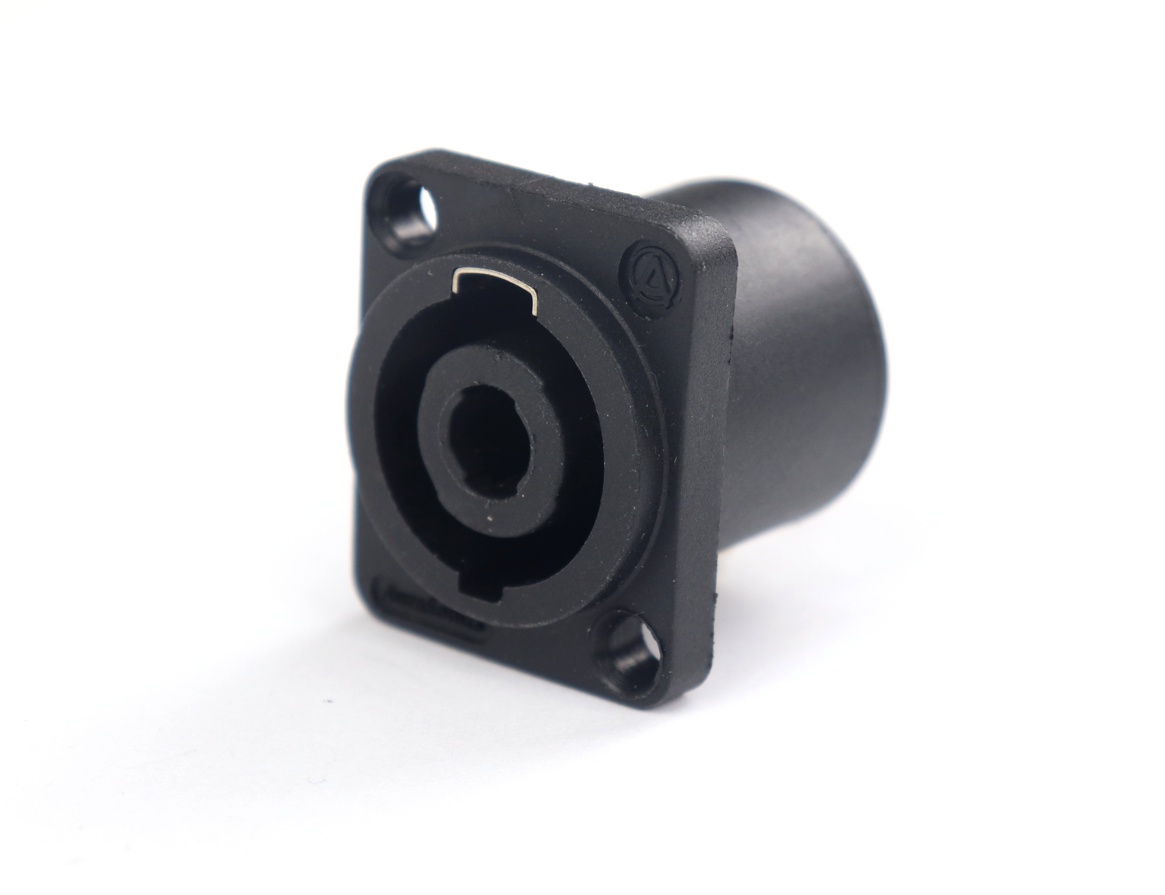 AuraSonics SC4F - панельный разъем 4-контактный спикон female, до 250 В в магазине для музыкантов Рок-н-Ролл