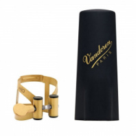 Vandoren LC57AP - лигатура MIO для альт-саксофона, состареное золото, с пластиковым колпачком в магазине для музыкантов Рок-н-Ролл Vandoren LC57AP - лигатура MIO для альт-саксофона, состареное золото, с пластиковым колпачком в магазине для музыкантов Рок-н-Ролл