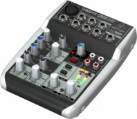 Behringer Xenyx Q502USB - Микшерный пульт в магазине для музыкантов Рок-н-Ролл Behringer Xenyx Q502USB - Микшерный пульт в магазине для музыкантов Рок-н-Ролл